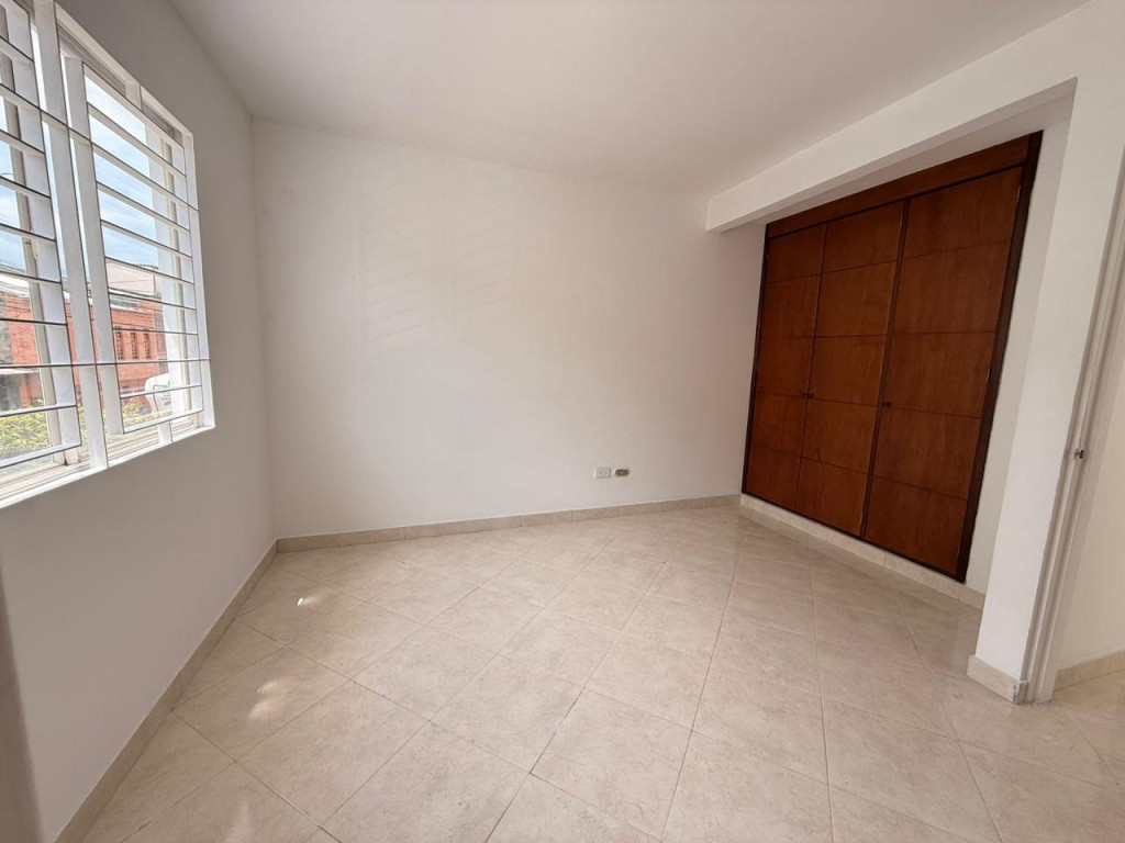 Casa En Venta - Bretaña, Cali