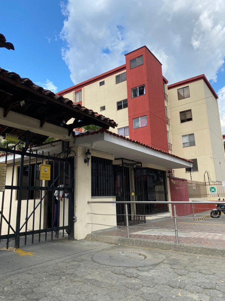 Apartamento En Venta - Prados Del Norte, Cali