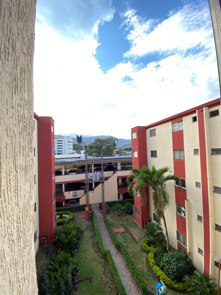 Apartamento En Venta - Prados Del Norte, Cali