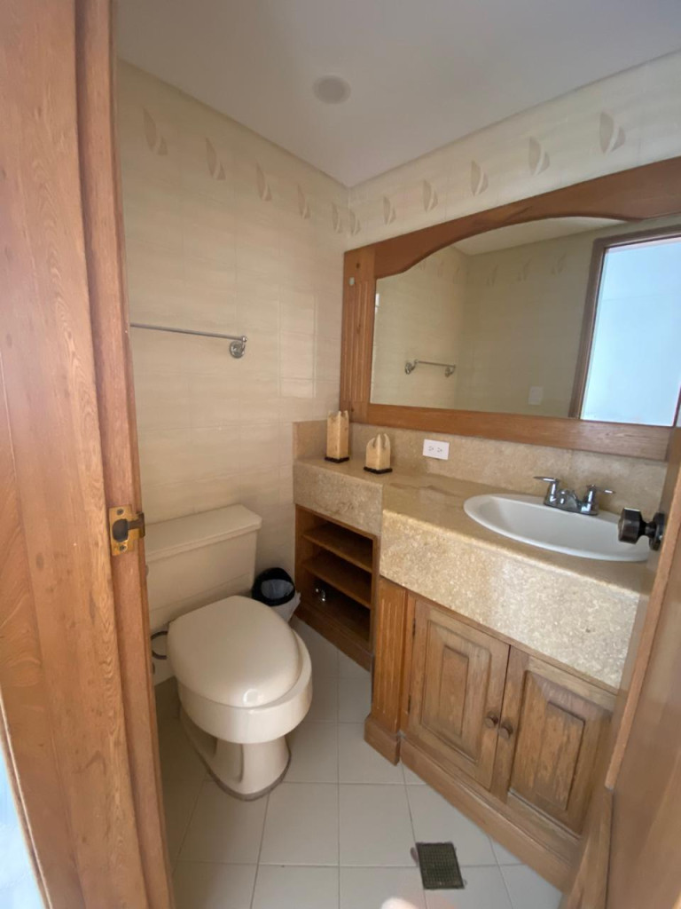 Apartamento En Venta - Santa Teresita, Cali