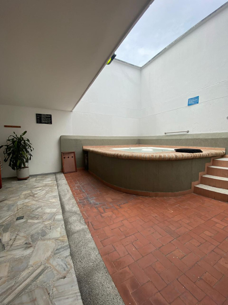 Apartamento En Venta - Santa Teresita, Cali