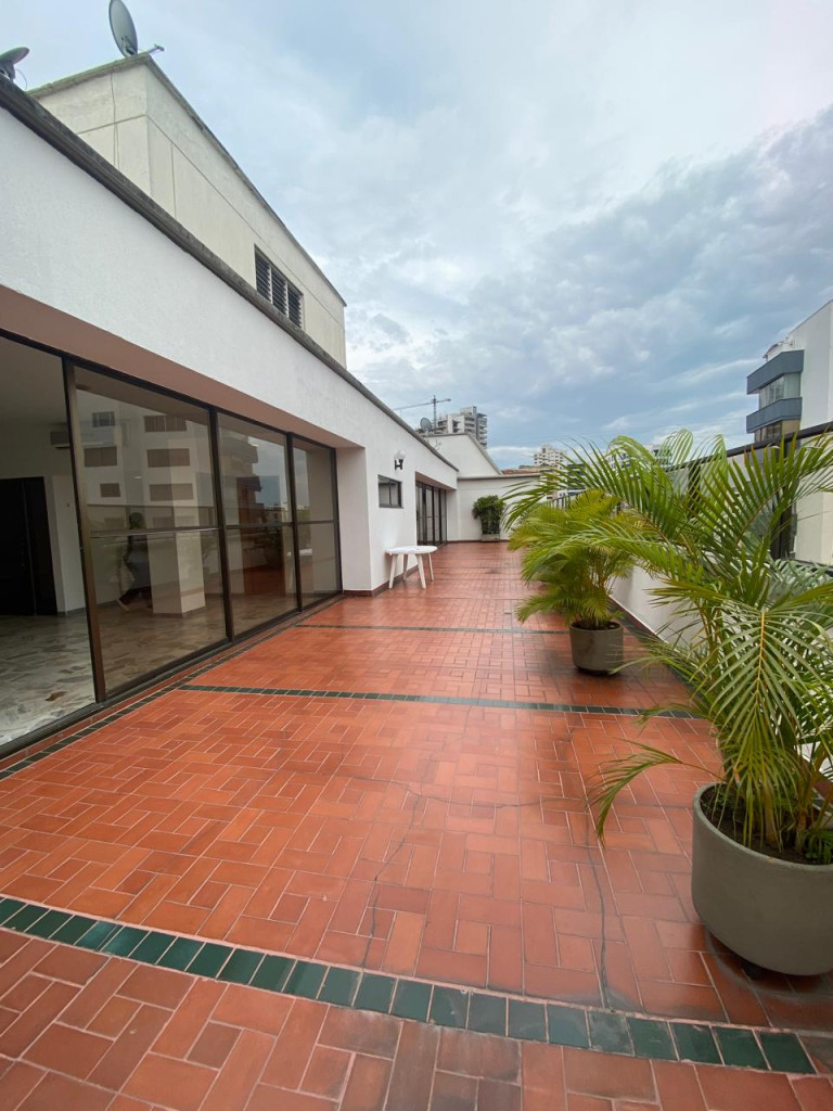 Apartamento En Venta - Santa Teresita, Cali
