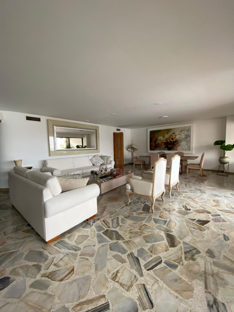 Apartamento En Venta - Santa Teresita, Cali