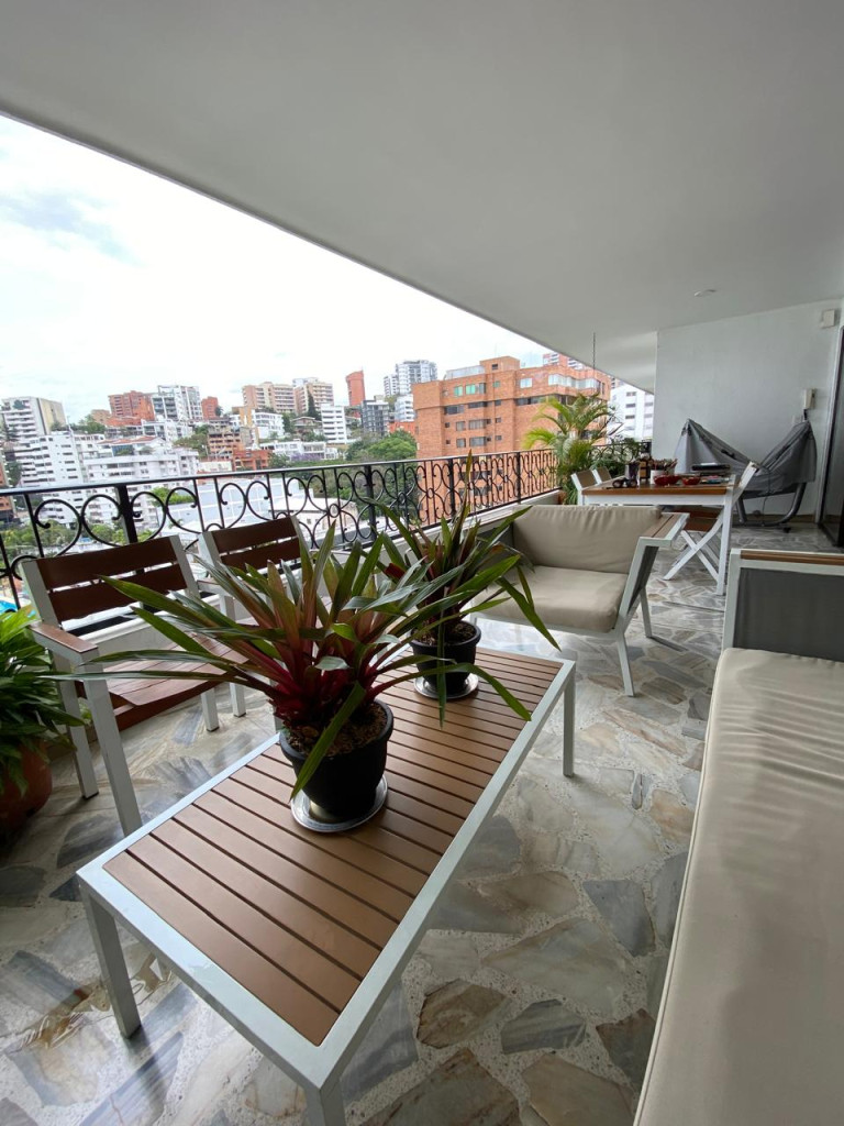 Apartamento En Venta - Santa Teresita, Cali