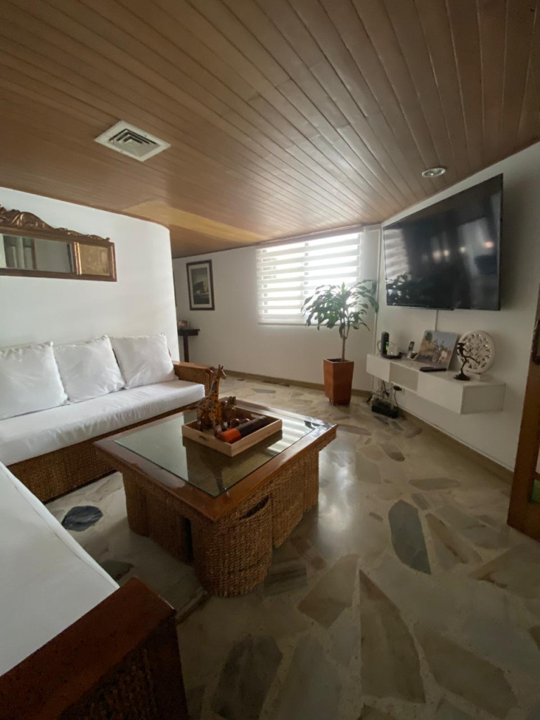 Apartamento En Venta - Santa Teresita, Cali