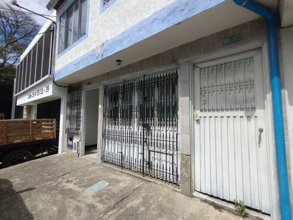 Casa En Venta - Cristóbal Colón, Cali