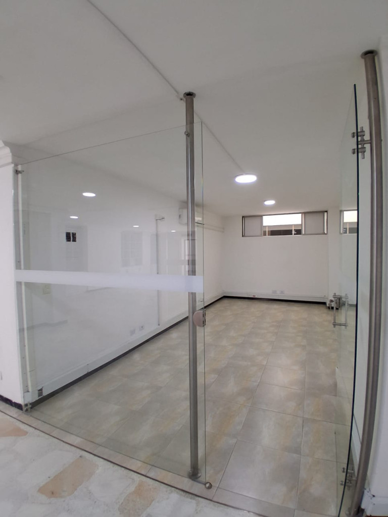 Oficina En Arriendo - San Vicente, Cali