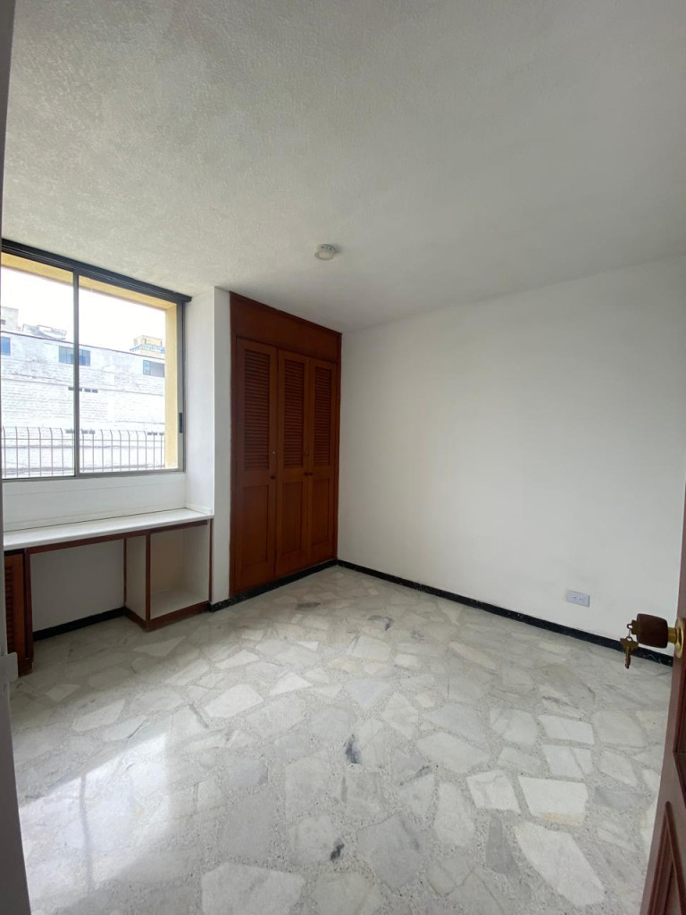 Oficina En Arriendo - San Vicente, Cali