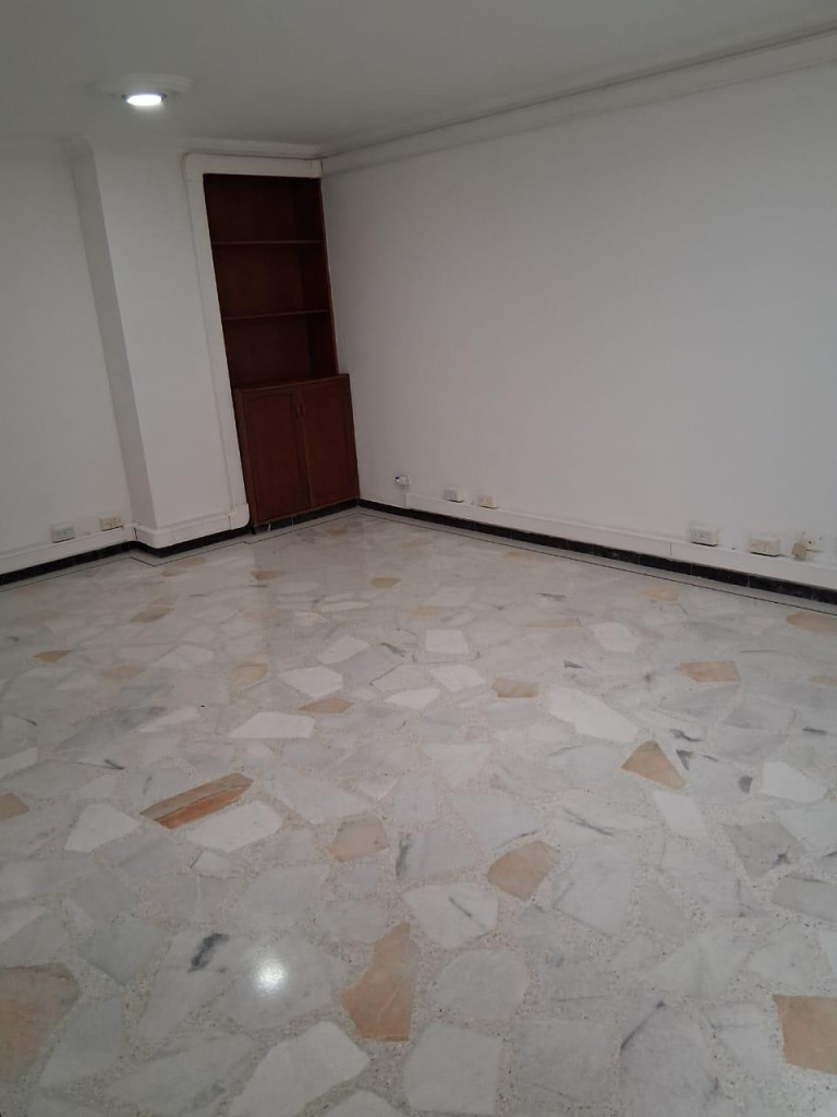 Oficina En Arriendo - San Vicente, Cali
