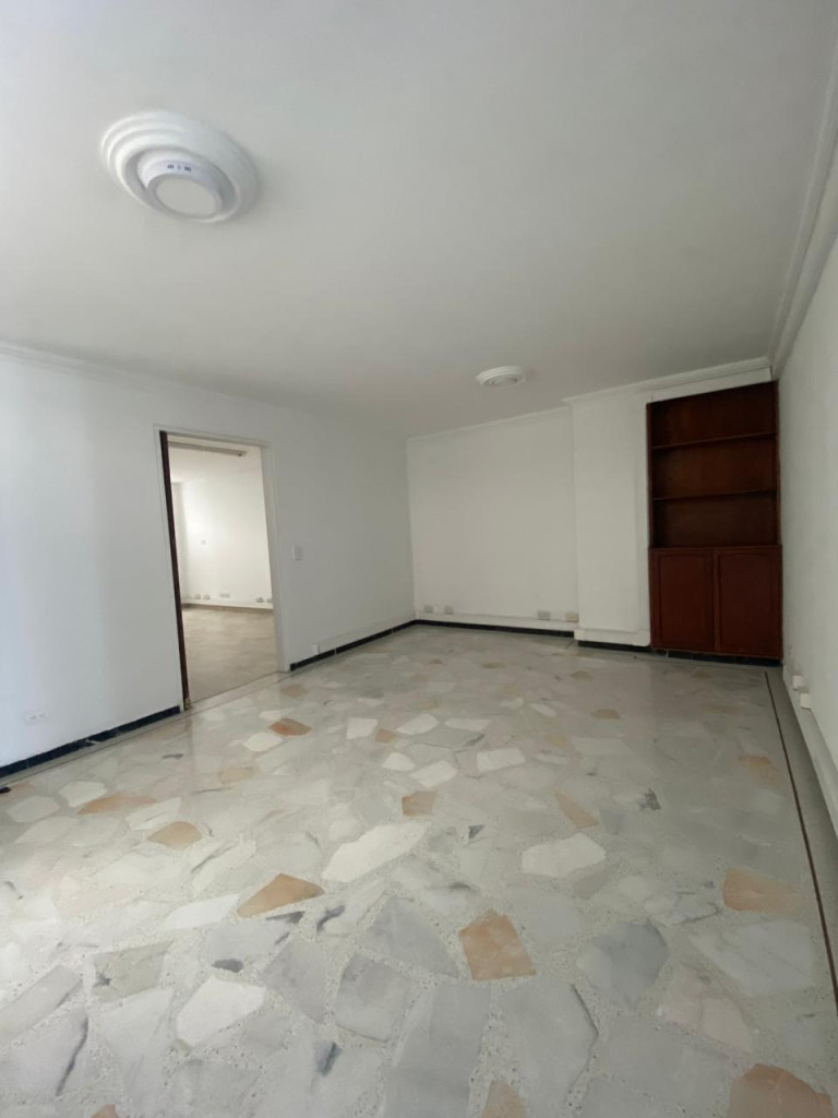 Oficina En Arriendo - San Vicente, Cali