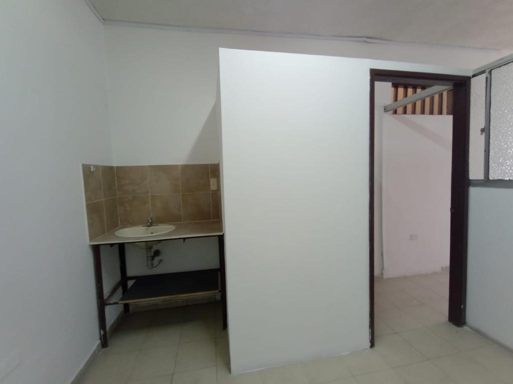 Casa En Venta - Bretaña, Cali