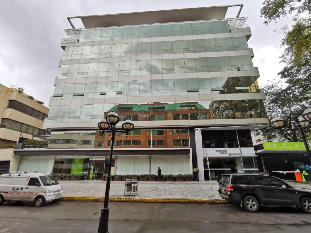 Foto Oficina en Arriendo en Norte, Bogotá, Bogota D.C - $ 12.480.000 - doAEDU51414 - BienesOnLine
