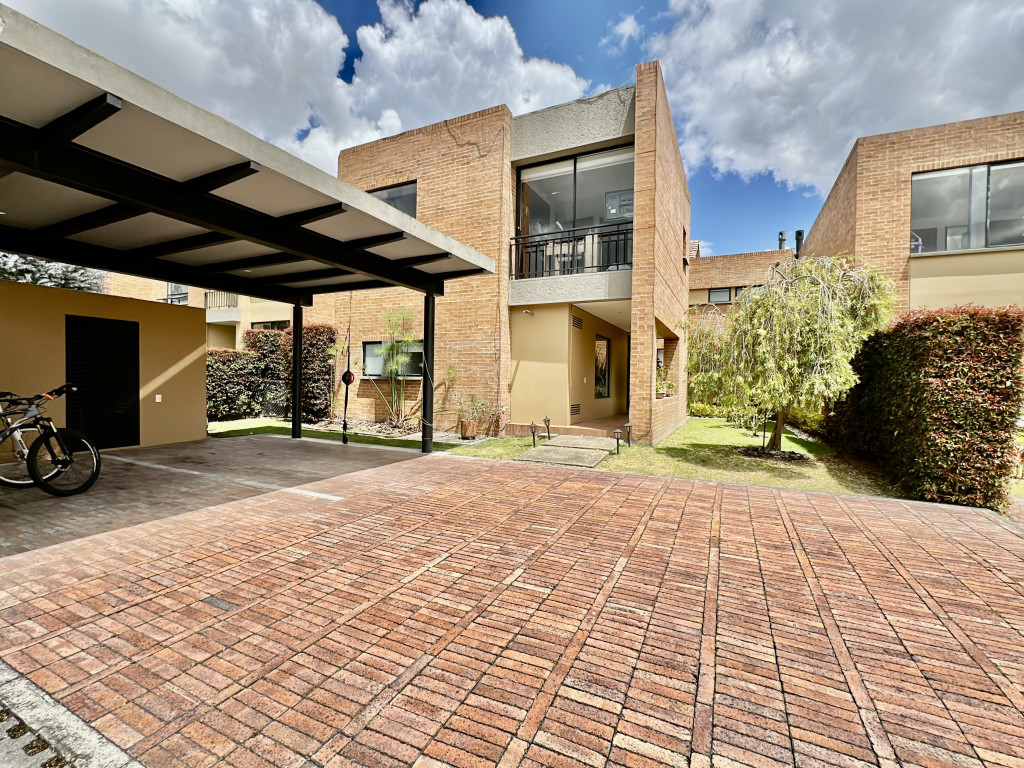 Casa EN VENTA EN Hacienda Fontanar, código: 10234018 - 1