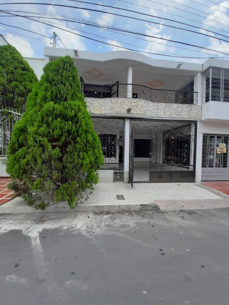 Casa EN ARRIENDO EN Portachuelo, código: 10294827 - 0