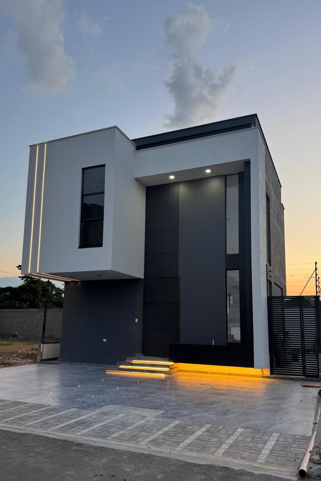{{ ucwords(strtolower($inmueble[