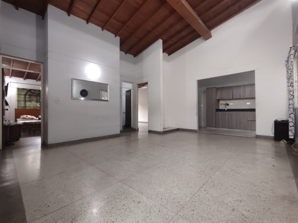 {{ ucwords(strtolower($inmueble[
