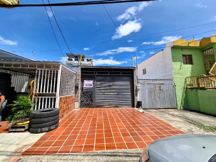 {{ ucwords(strtolower($inmueble[