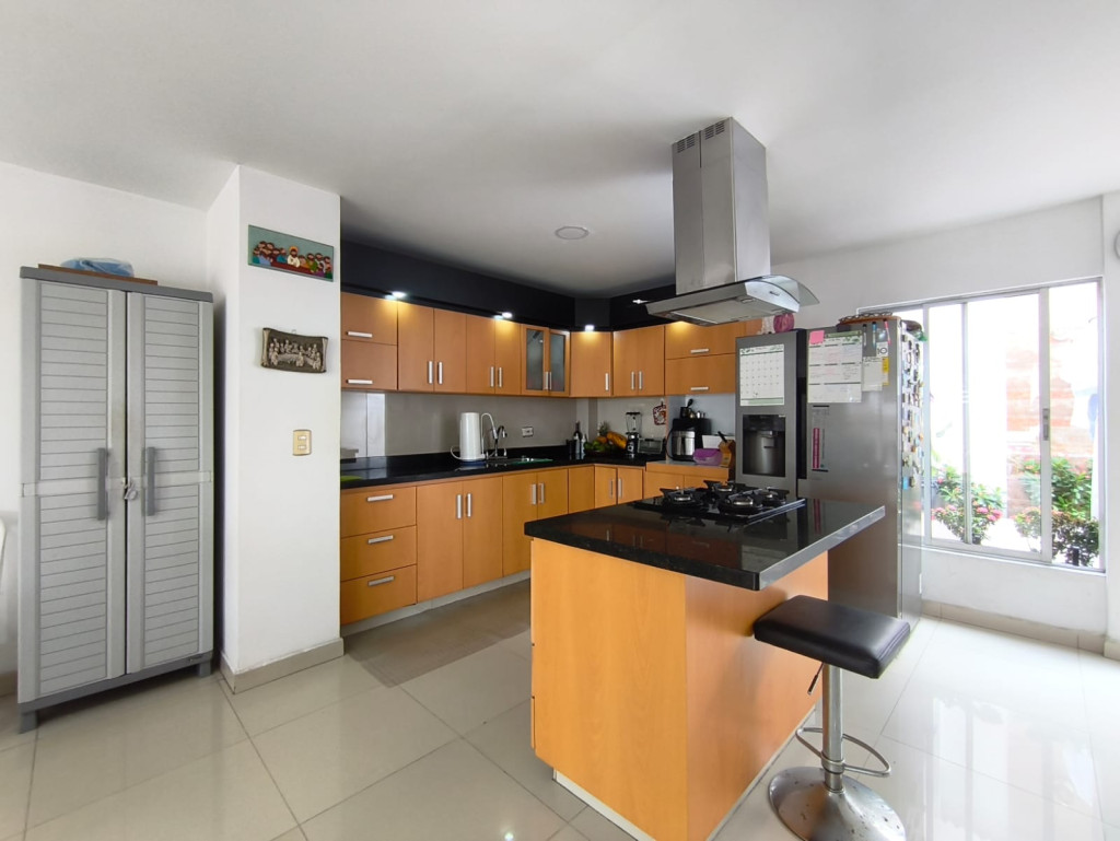 {{ ucwords(strtolower($inmueble[