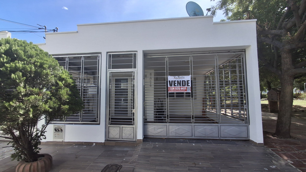 {{ ucwords(strtolower($inmueble[