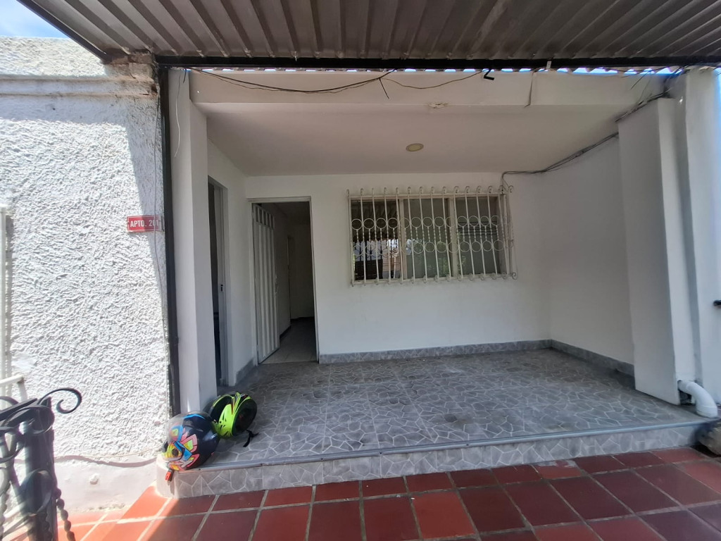 {{ ucwords(strtolower($inmueble['type'])) }}