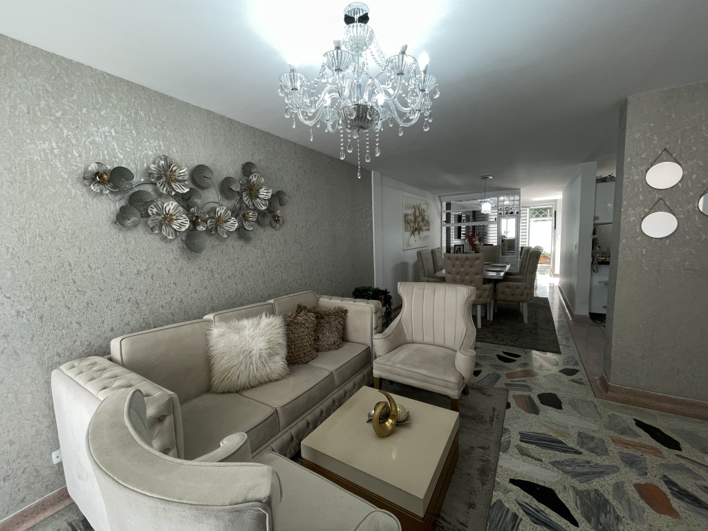 {{ ucwords(strtolower($inmueble[