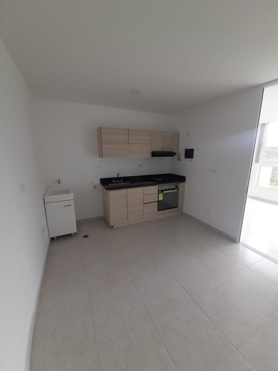 Apartaestudio EN ARRIENDO EN Bellavista, código: 1047031 - 5