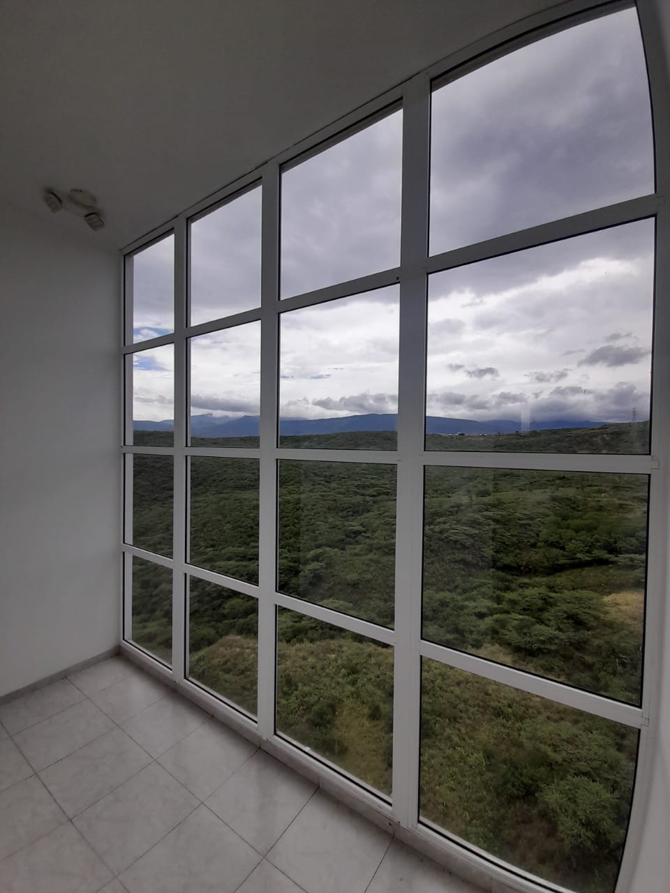 Apartaestudio EN ARRIENDO EN Bellavista, código: 1047031 - 7