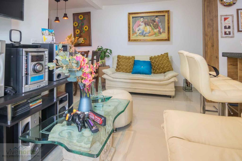 Foto Apartamento en Venta en Norte, Bello, Antioquia - $ 380.000.000 - doVVVN10770 - BienesOnLine