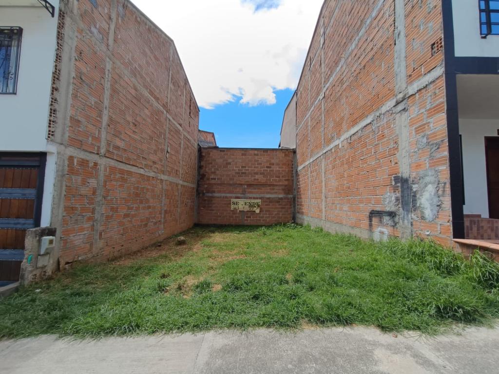 Lote EN VENTA EN Sin Barrio, código: 108610 - 2