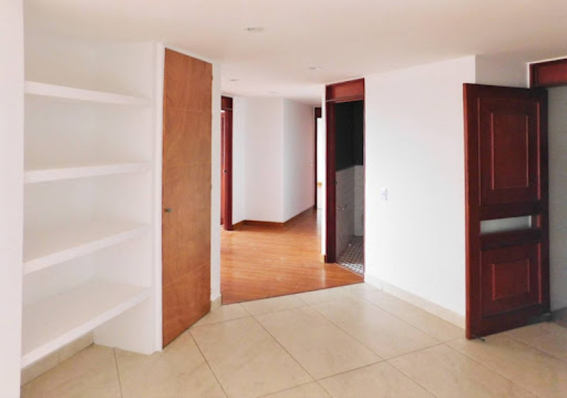 Apartamento En Arriendo - Los Rosales, Bogotá