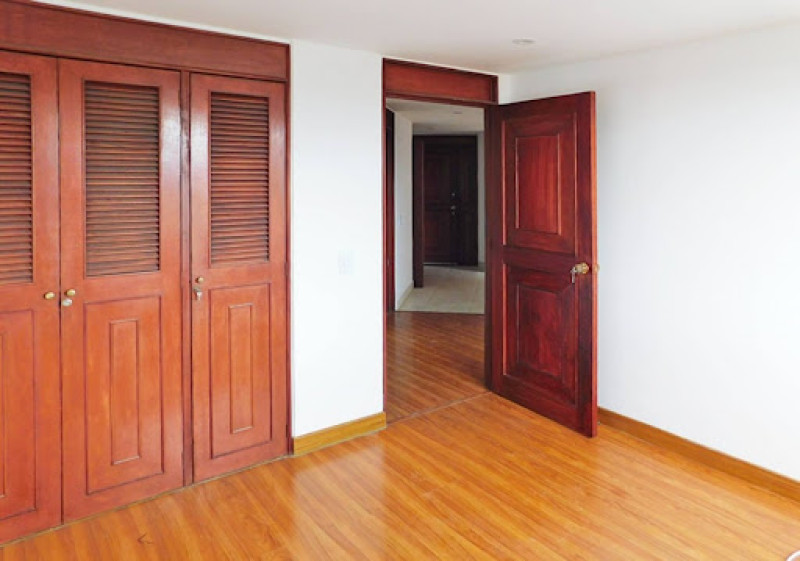 Apartamento En Arriendo - Los Rosales, Bogotá
