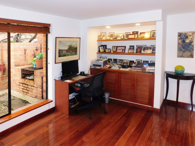 Apartamento En Venta - Los Rosales, Bogotá