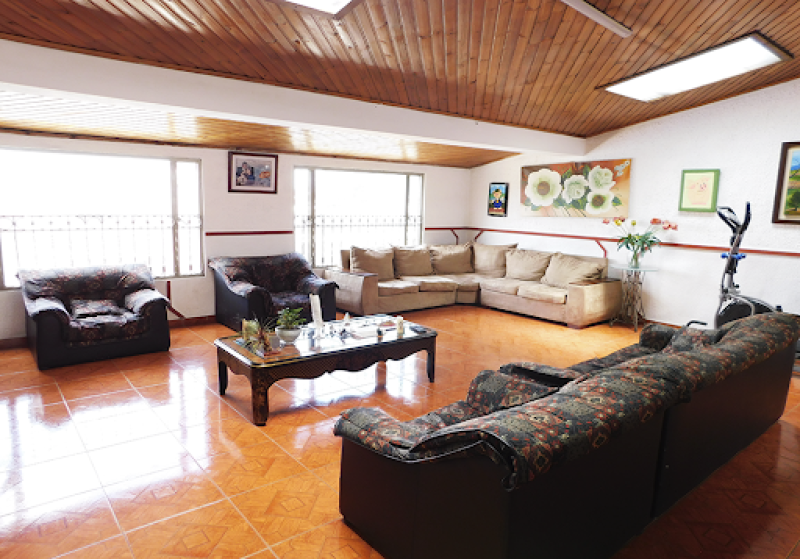Casa En Venta - San Fernando, Bogotá