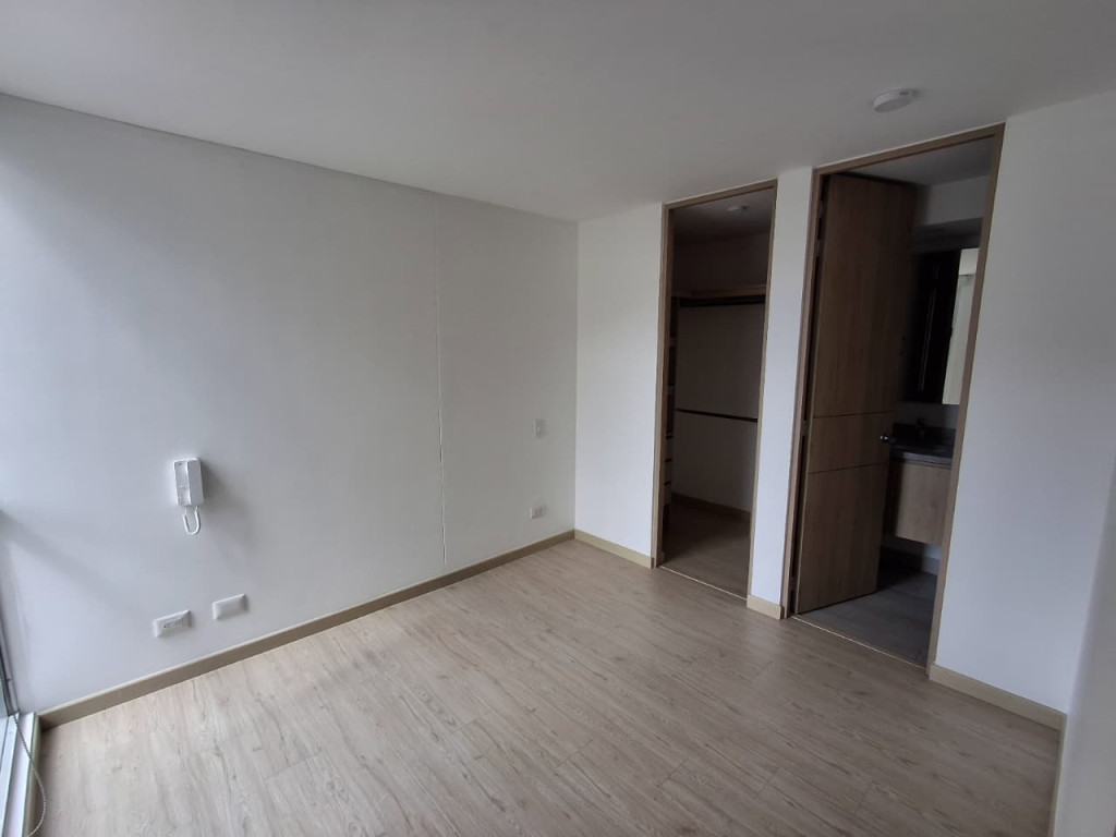 Apartamento En Arriendo - La Felicidad, Bogotá