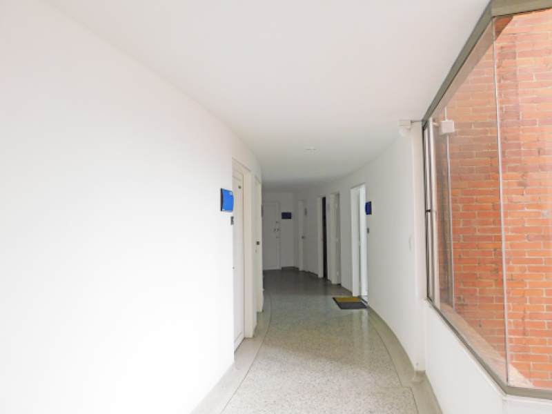 Consultorio En Venta - El Lago, Bogotá