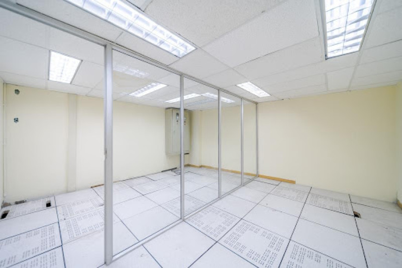 Oficina En Arriendo - San Patricio, Bogotá