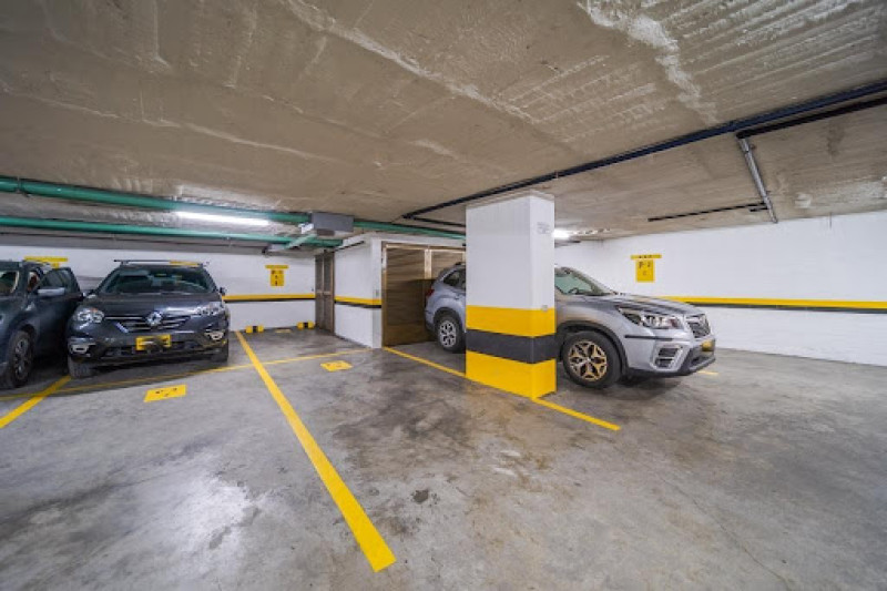 Oficina En Arriendo - San Patricio, Bogotá