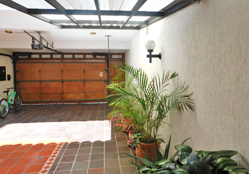 Casa En Venta - Santa Barbara, Bogotá