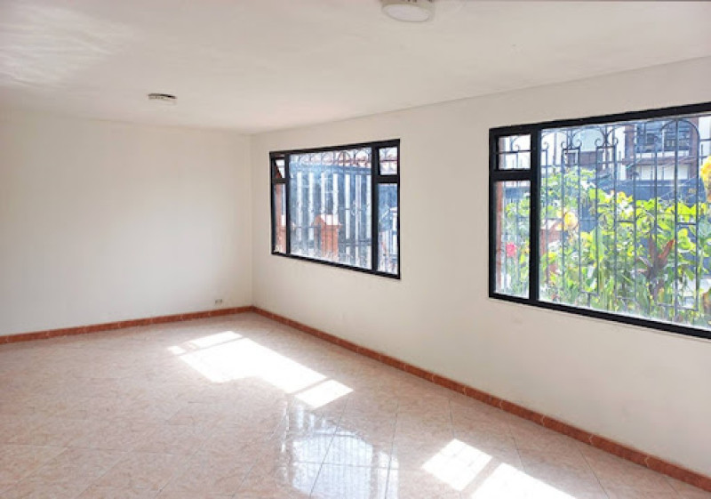 Casa - Apartamento(S) En Venta - Normandía, Bogotá