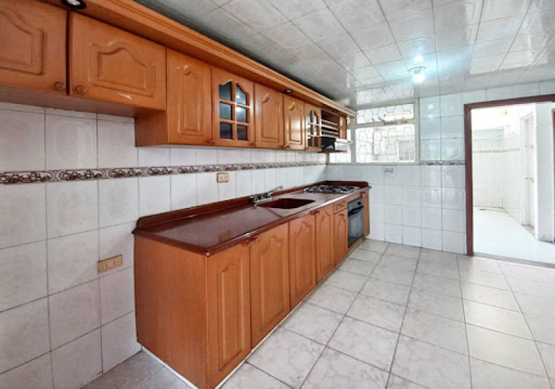 Casa - Apartamento(S) En Venta - Normandía, Bogotá