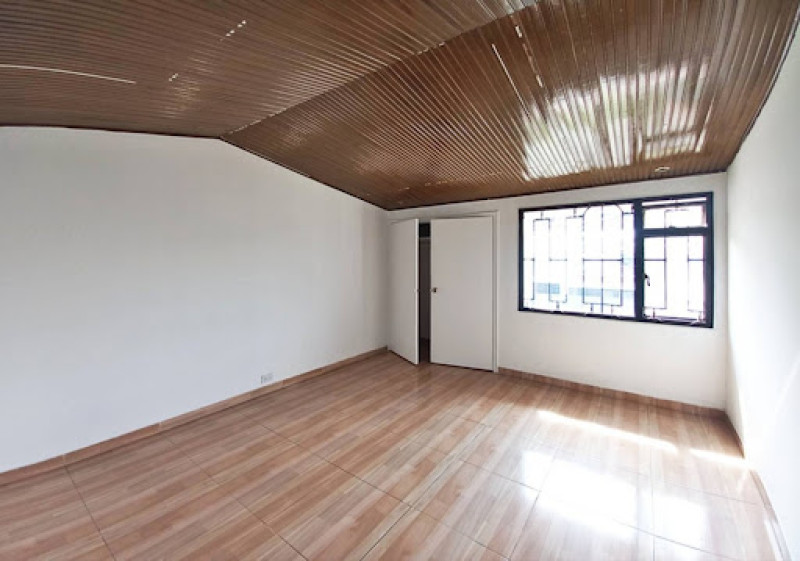 Casa - Apartamento(S) En Venta - Normandía, Bogotá