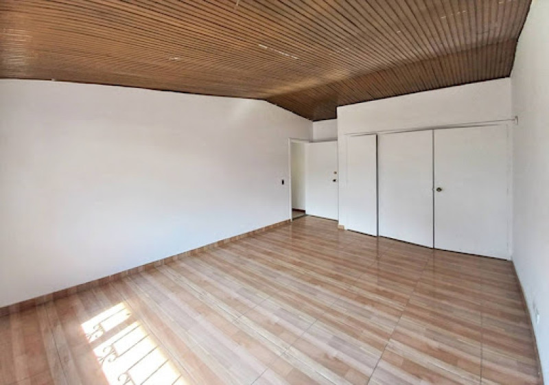 Casa - Apartamento(S) En Venta - Normandía, Bogotá