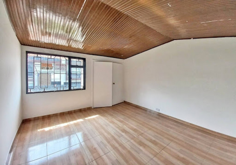 Casa - Apartamento(S) En Venta - Normandía, Bogotá
