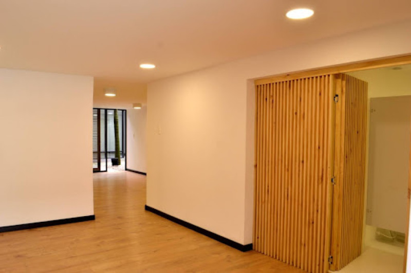 Comercial (Casa Para Comercio) En Arriendo - Santa Paula, Bogotá