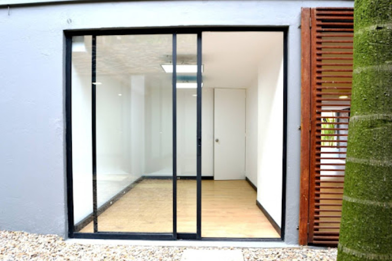 Comercial (Casa Para Comercio) En Arriendo - Santa Paula, Bogotá