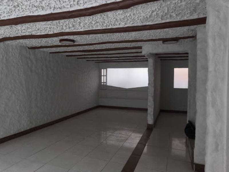 Local En Arriendo - Santa Barbara, Bogotá