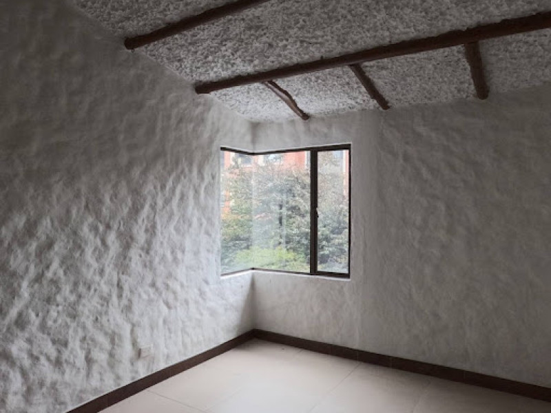 Local En Arriendo - Santa Barbara, Bogotá