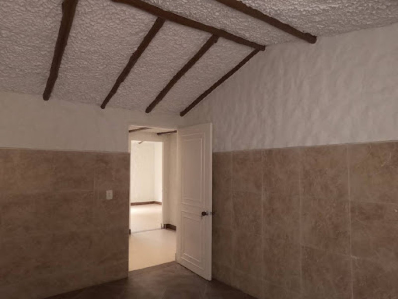Local En Arriendo - Santa Barbara, Bogotá