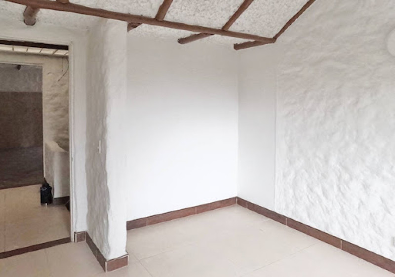 Local En Arriendo - Bella Suiza, Bogotá