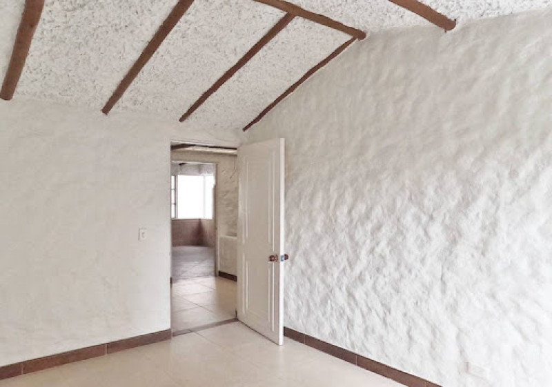 Local En Arriendo - Bella Suiza, Bogotá